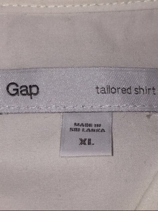 GAP Tailored Shirt - Professional - Button Front & Cuffs - XL - NWT - Picture 2 of 7